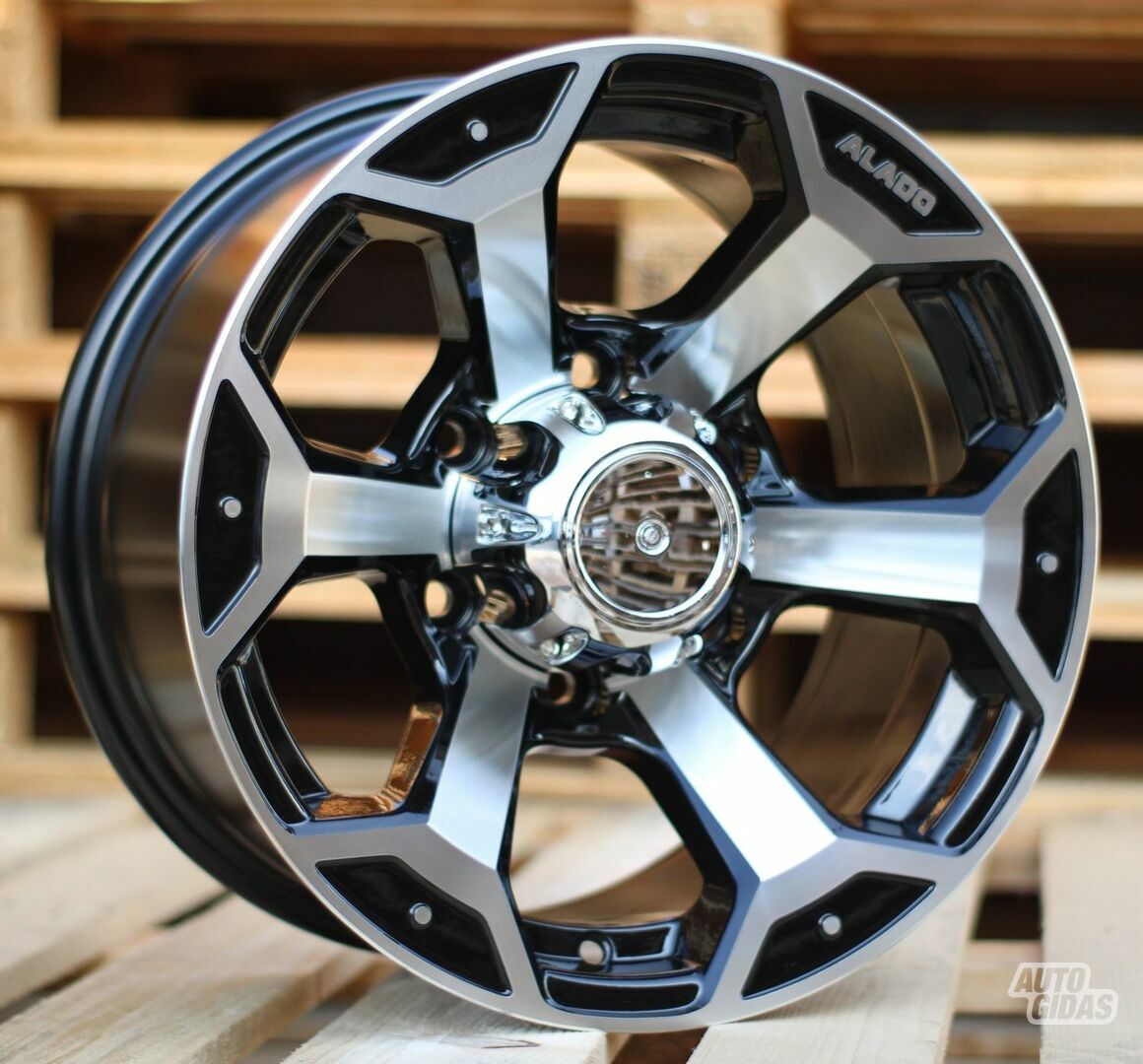 Autowheels Hi-Ace, Hi-Lux, Land Cruiser lengvojo lydinio R15 ratlankiai