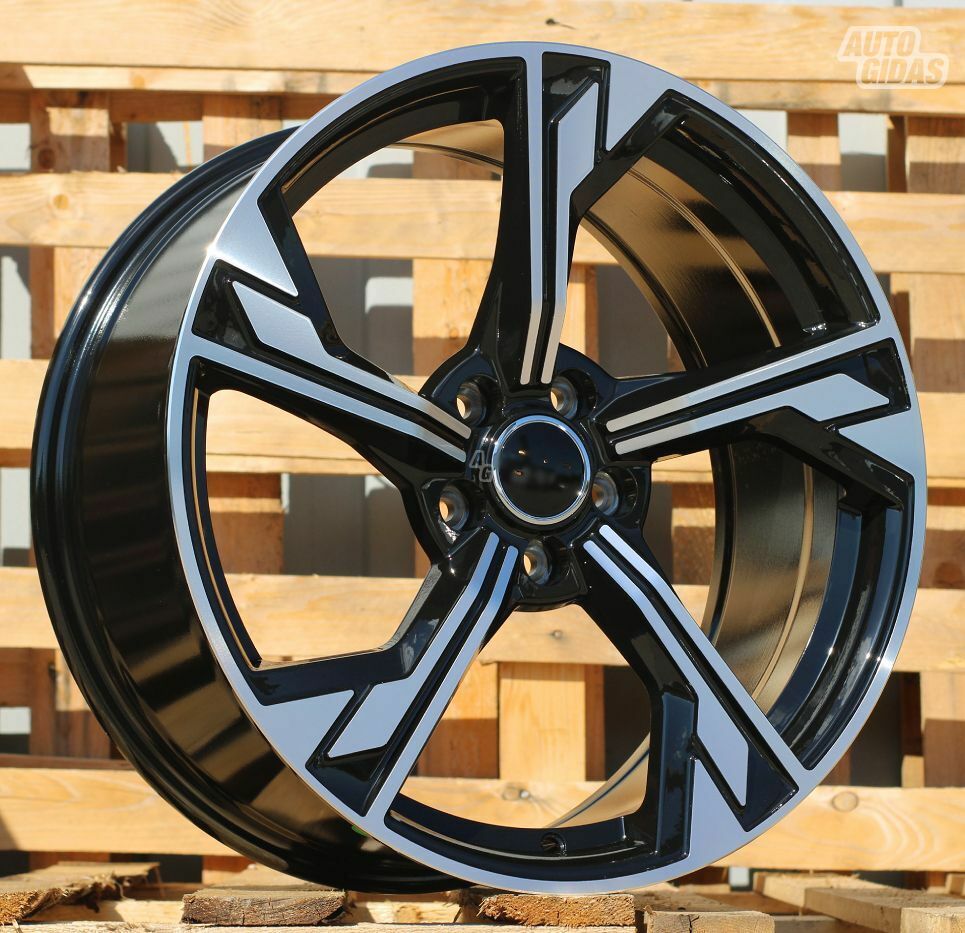 Autowheels Audi 5 Spoke Style A4, A6, A8 lengvojo lydinio R17 ratlankiai