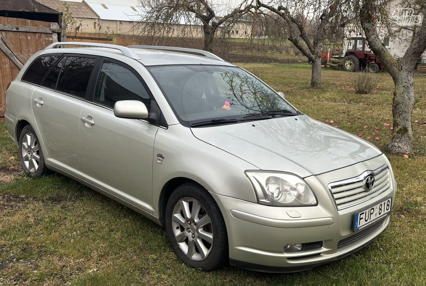 Toyota Avensis II 2003 m