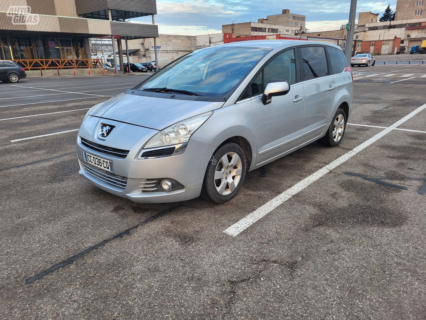 Peugeot 5008 2012 m Universalas