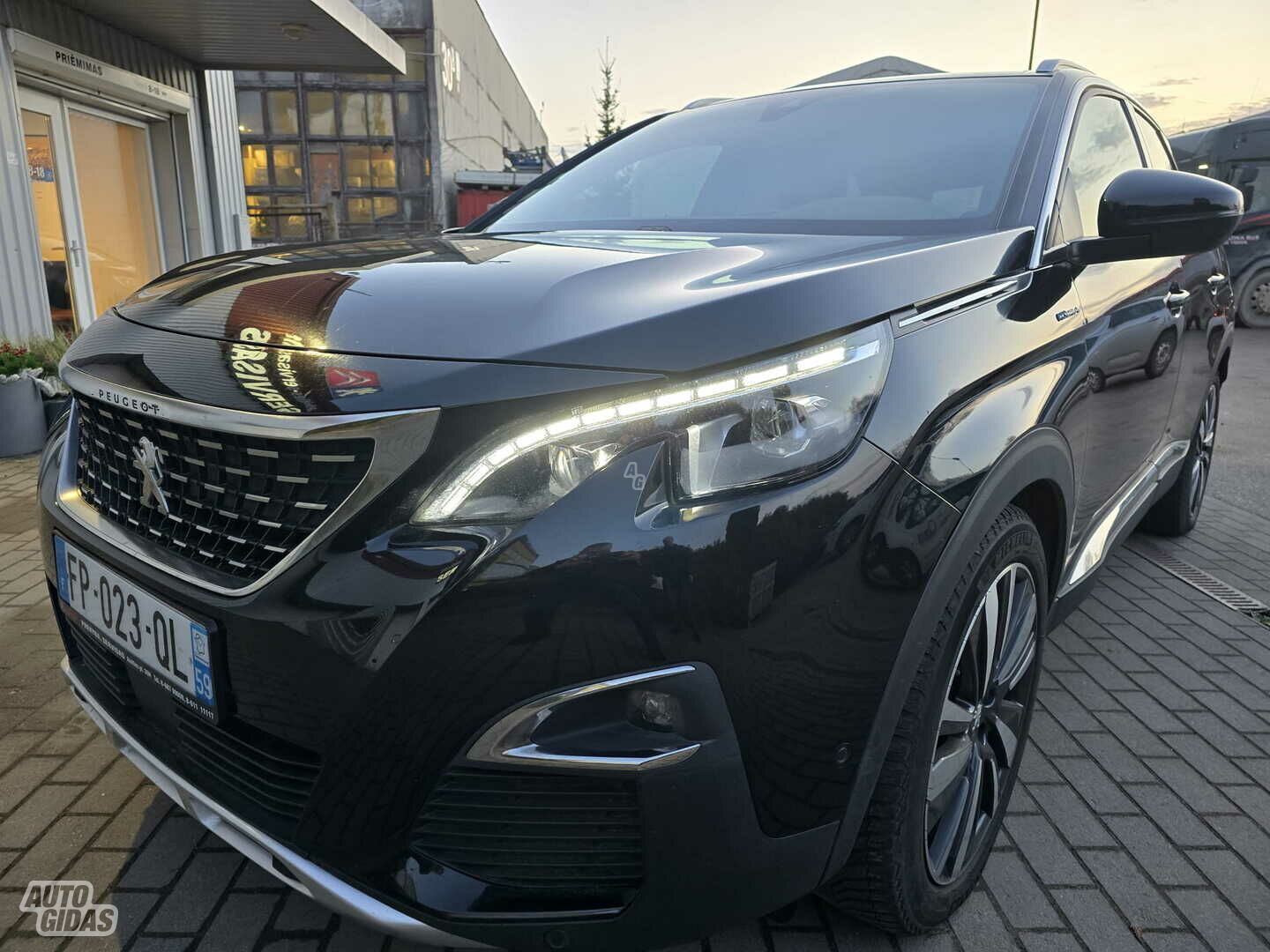 Peugeot 3008 2020 г Внедорожник / Кроссовер