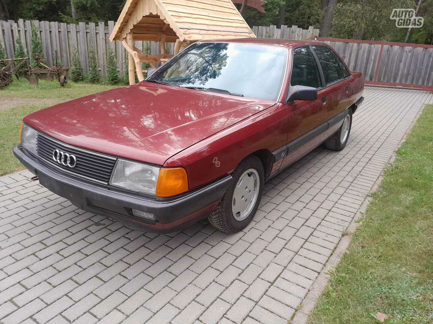 Audi 100 1988 m Sedanas