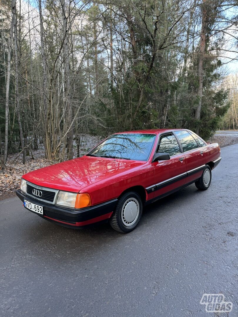 Audi 100 1988 y Sedan