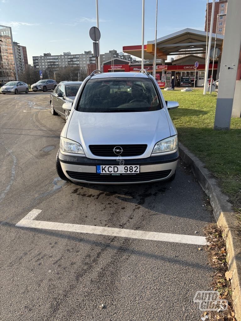 Opel Zafira A 2002 m