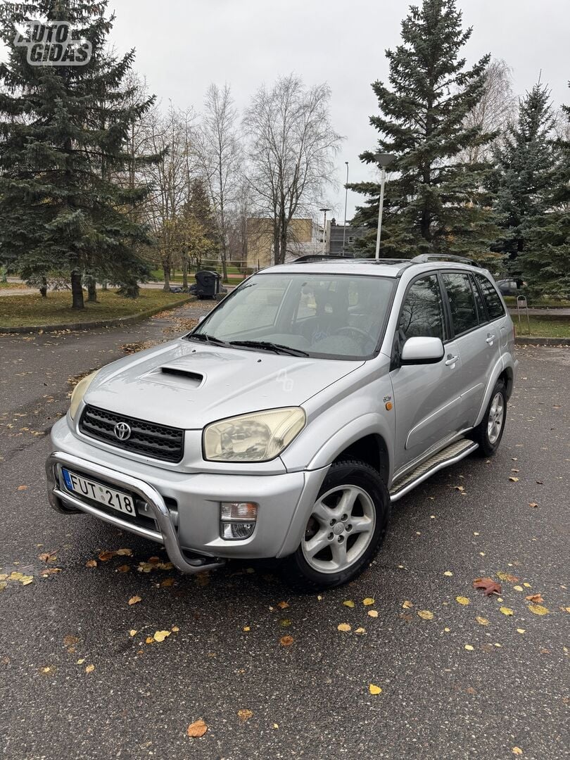 Toyota RAV4 II D4D 2002 m