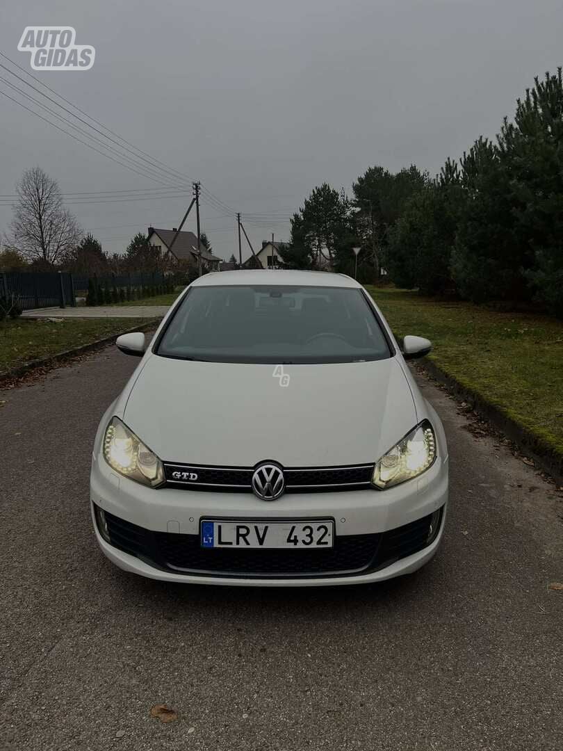 Volkswagen Golf 2012 y Hatchback