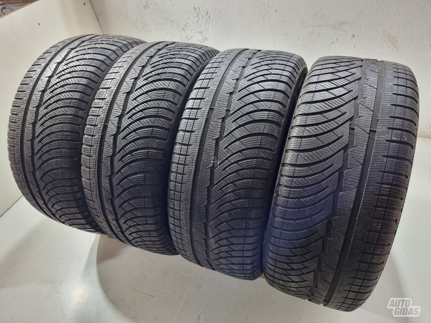 Michelin 5-6mm R18 žieminės padangos lengviesiems