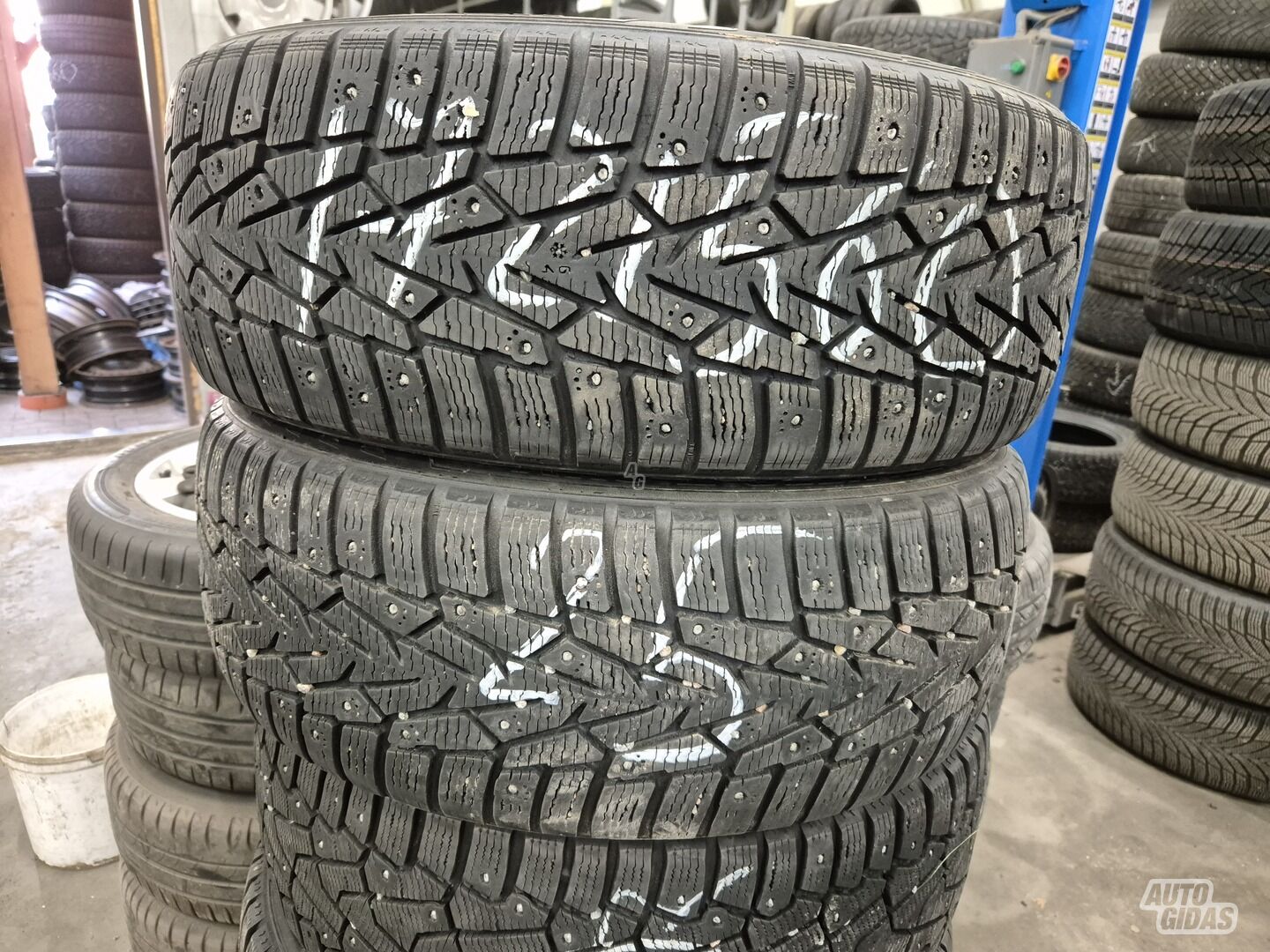 R17 winter tyres passanger car