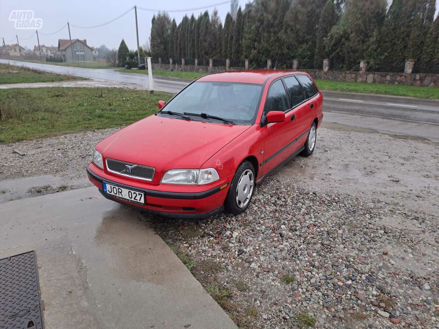 Volvo V40 2000 y Wagon