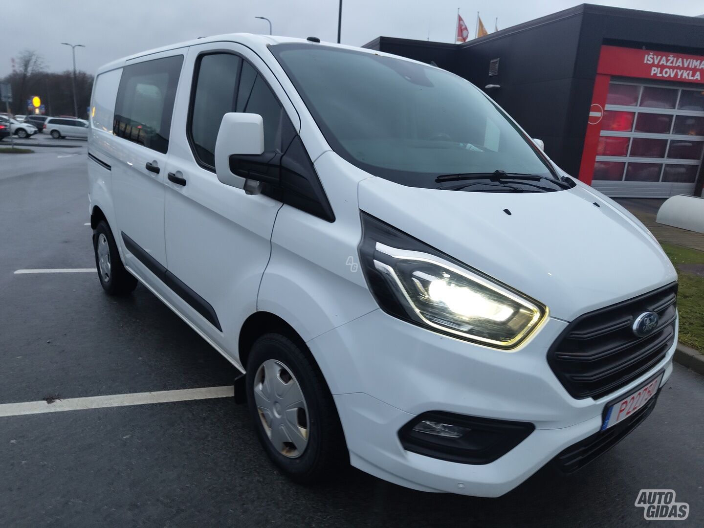 Ford Transit Custom 2019 y Heavy minibus