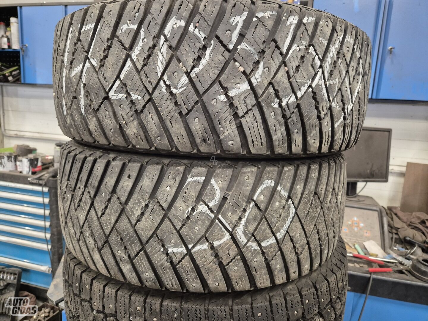 R17 winter tyres passanger car