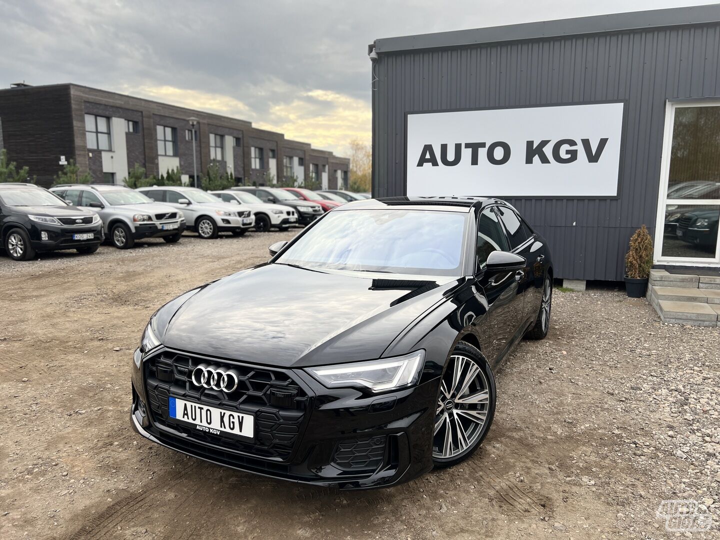 Audi A6 2021 г Седан