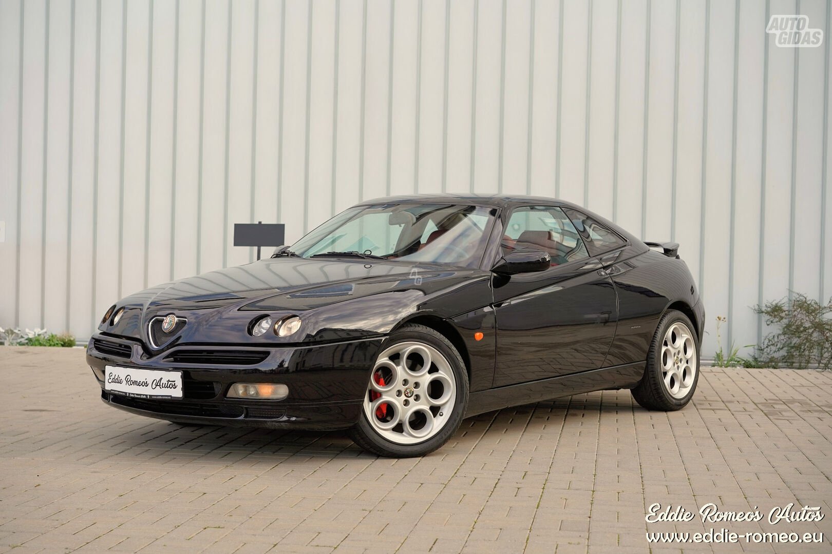 Alfa Romeo GTV Lusso 1999 y