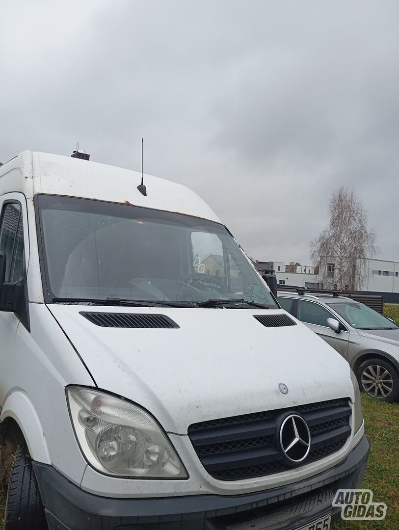 Mercedes-Benz Sprinter 2011 г Грузовой микроавтобус