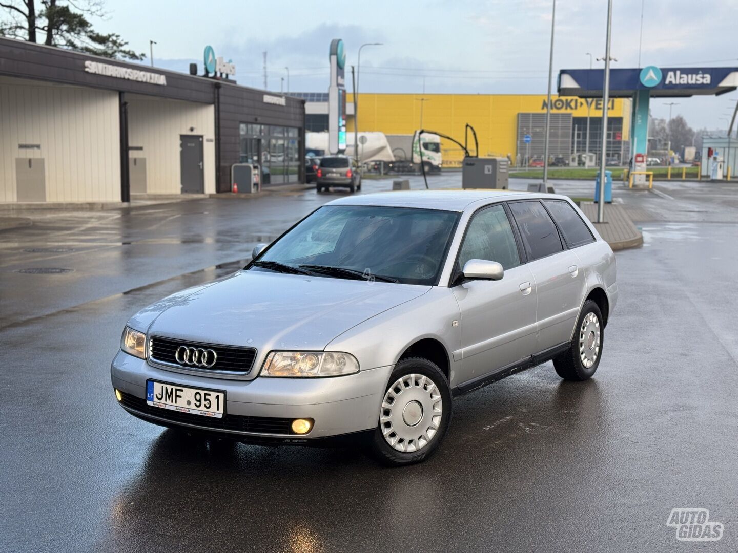 Audi A4 1999 y Wagon