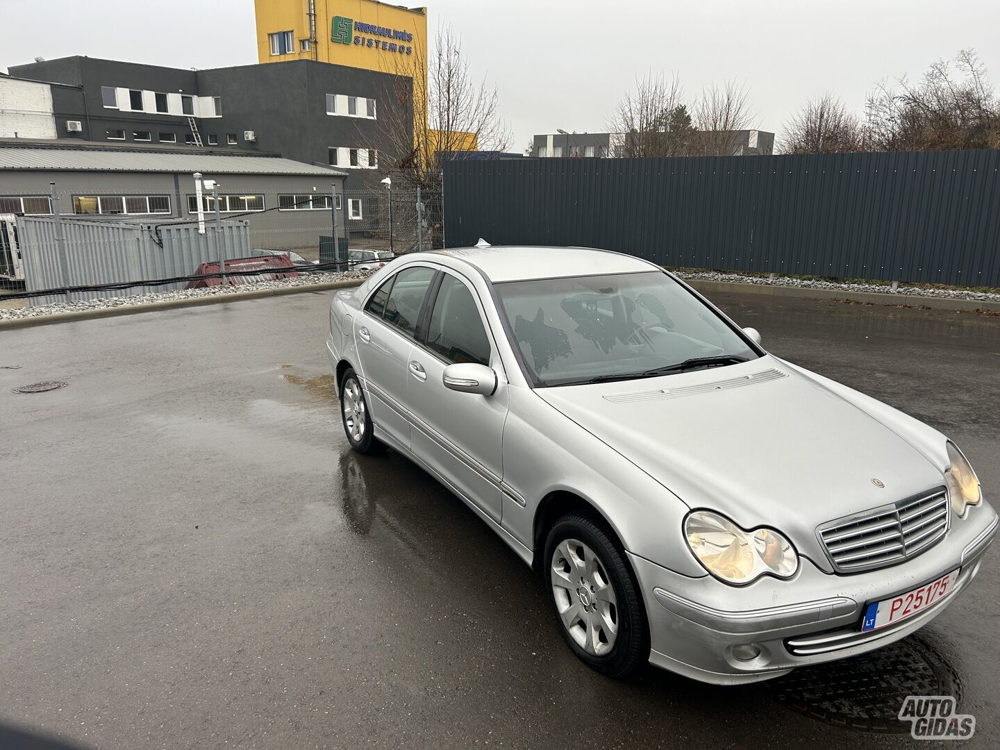 Mercedes-Benz 220 2006 m Sedanas