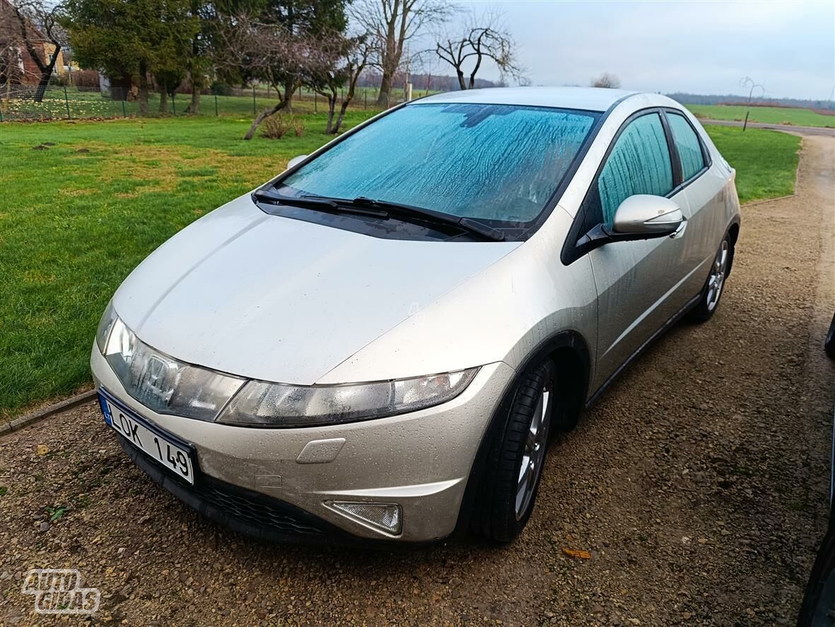 Honda Civic 2008 г Хэтчбек