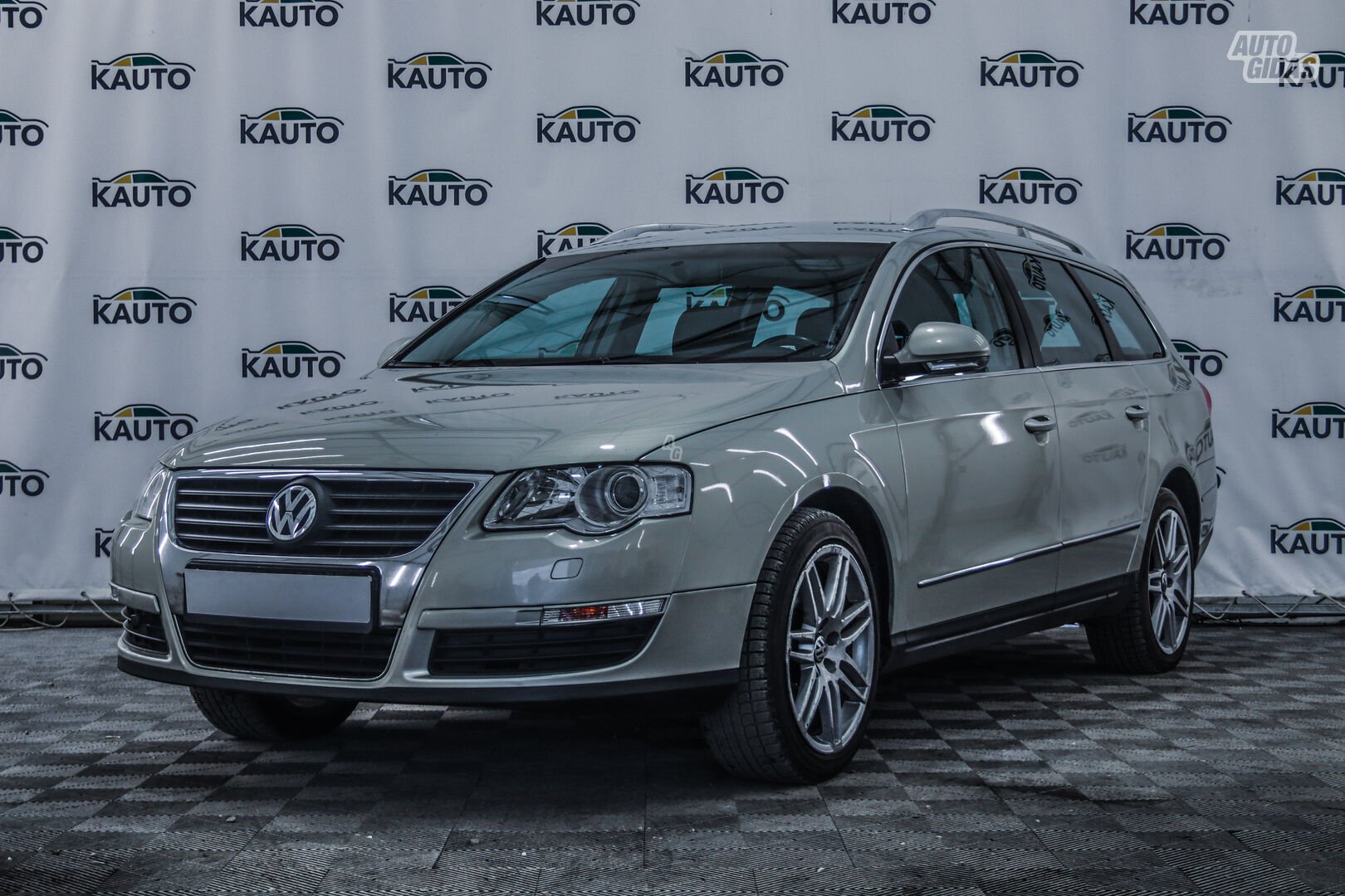 Volkswagen Passat 2010 m Universalas