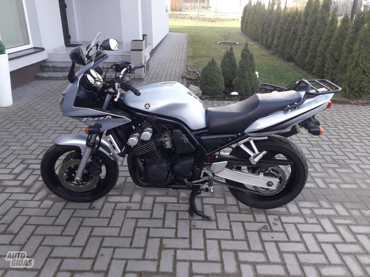 Yamaha FZS 2003 y Classical / Streetbike motorcycle