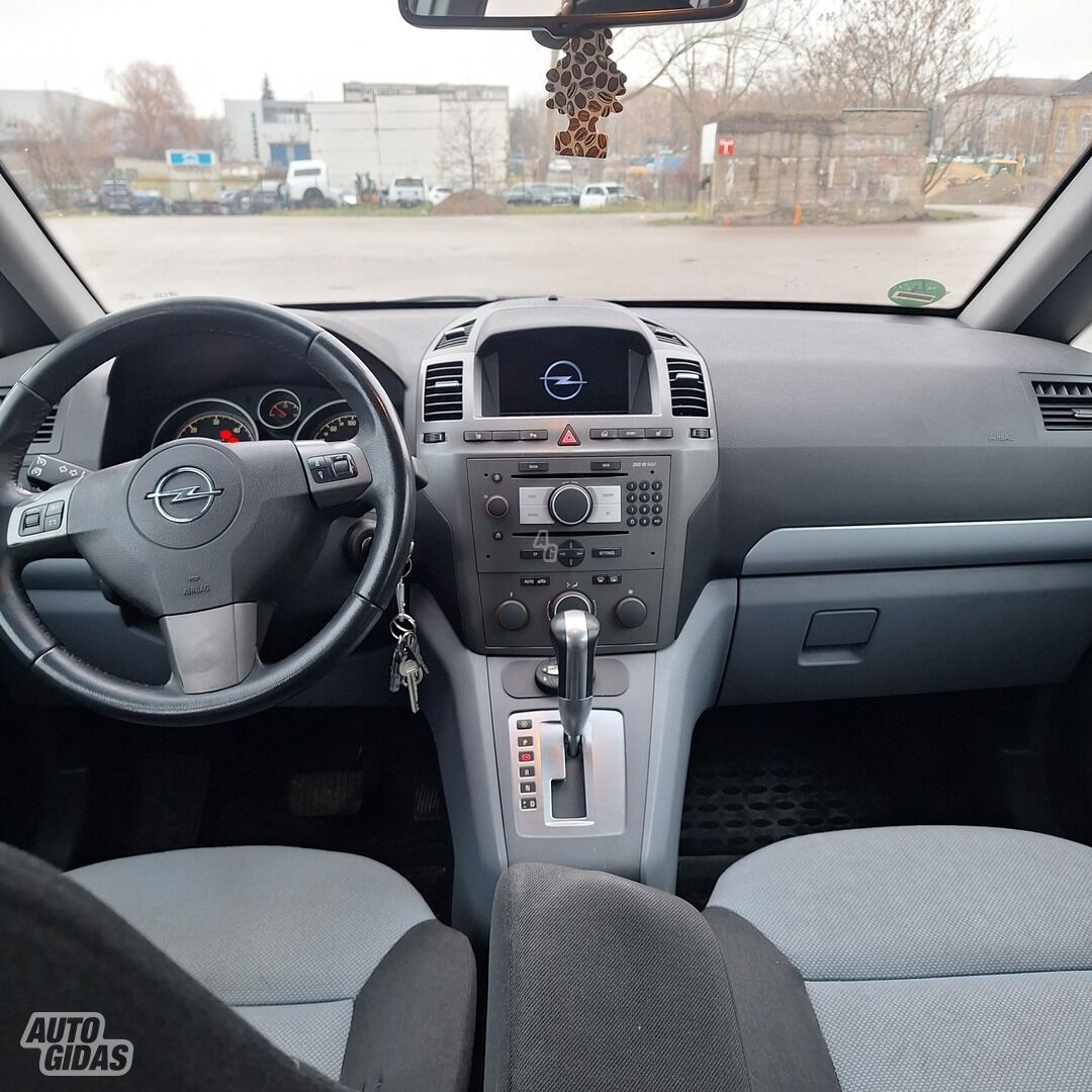 Opel Zafira 2006 г Минивэн