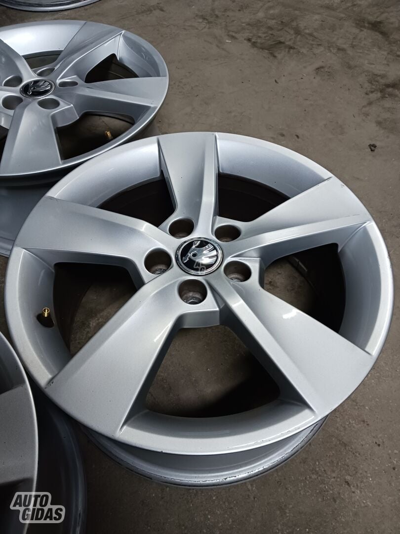 Skoda light alloy R16 rims