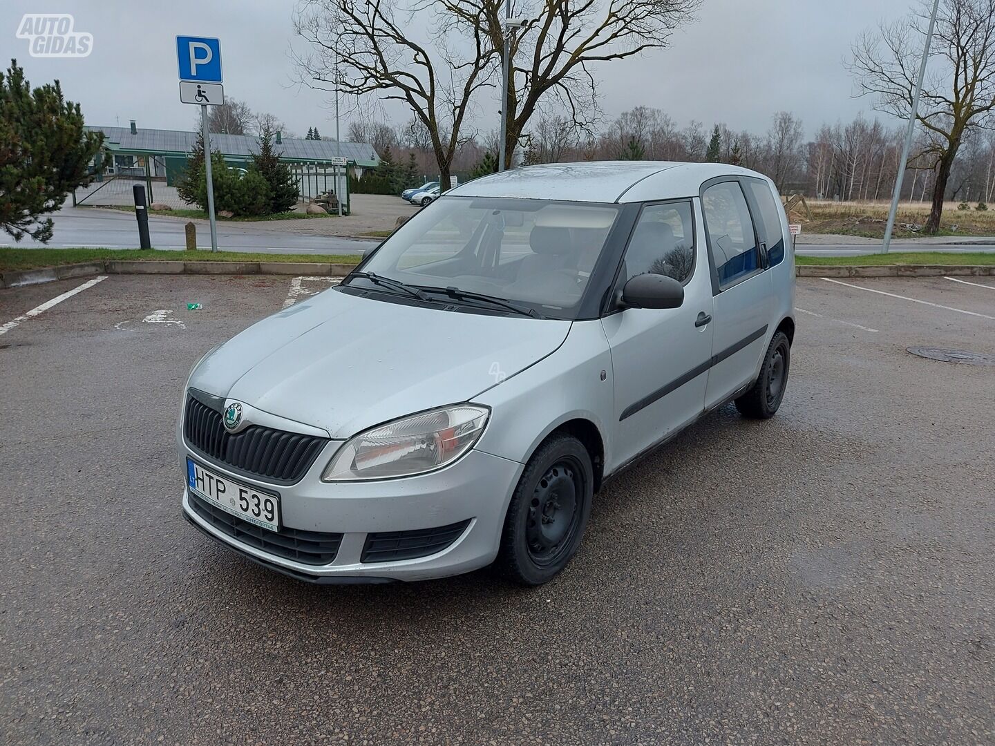 Skoda Roomster 2011 г Минивэн