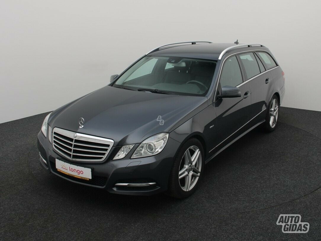 Mercedes-Benz E 200 2011 г Универсал