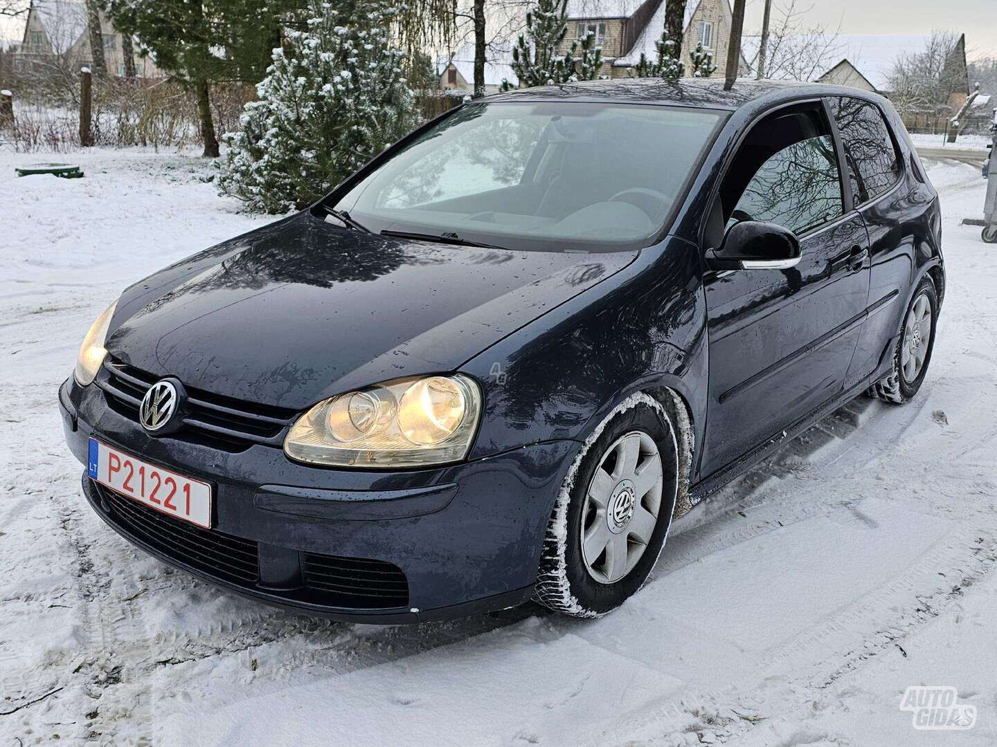 Volkswagen Golf 2005 г Хэтчбек