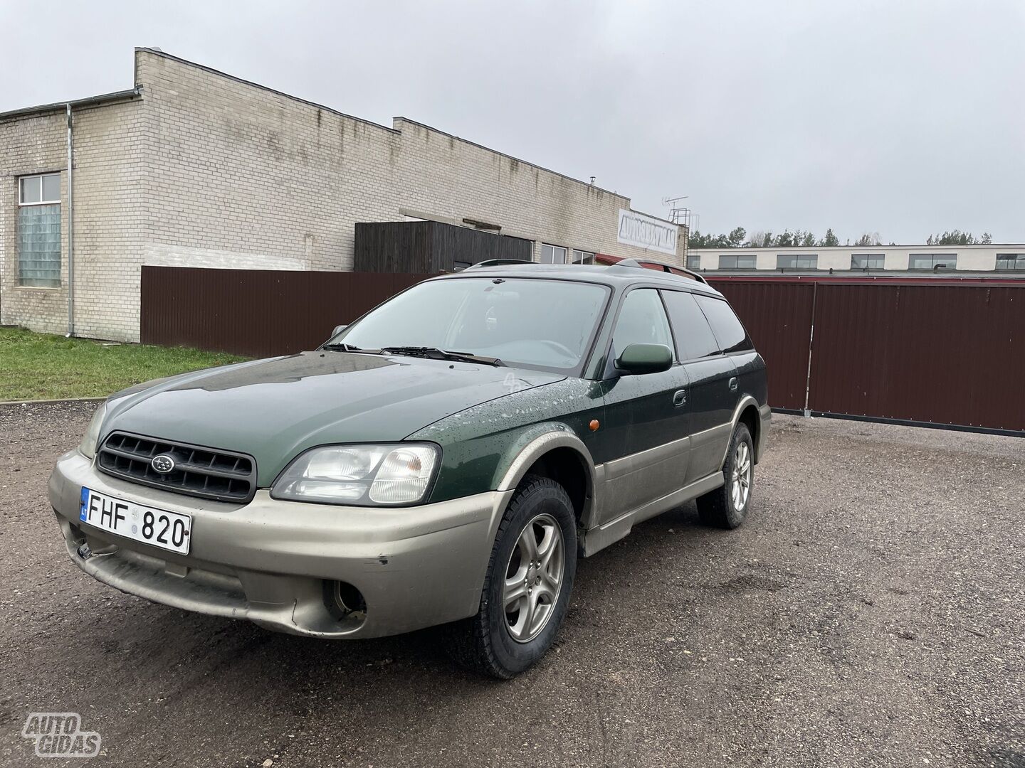 Subaru OUTBACK II 2000 г