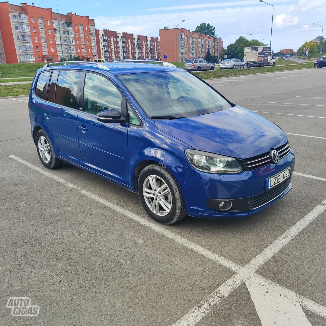 Volkswagen Touran 2011 m Vienatūris