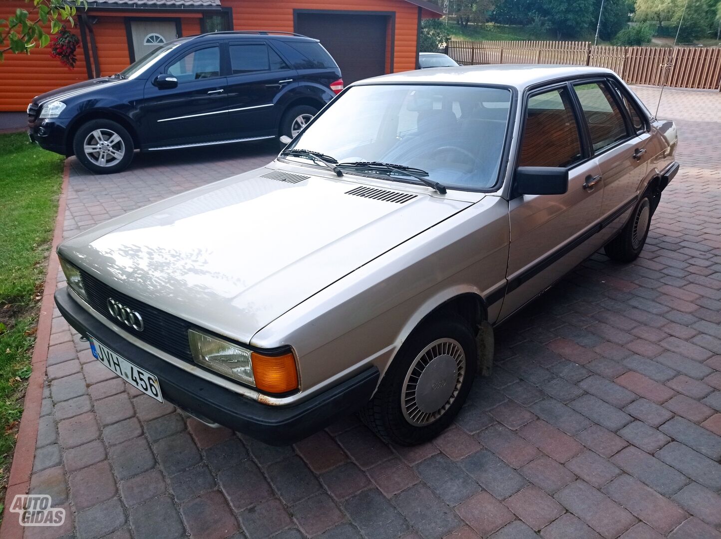 Audi 80 1984 m Sedanas