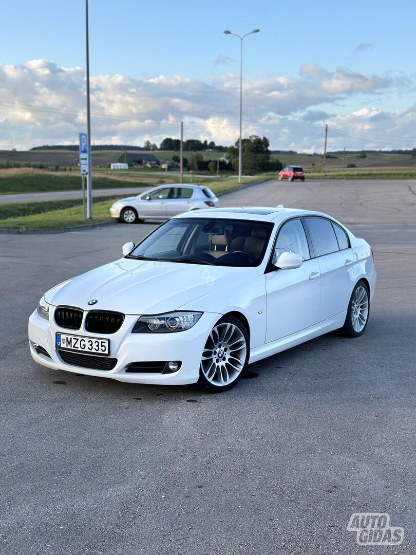 Bmw 335 2011 г Седан