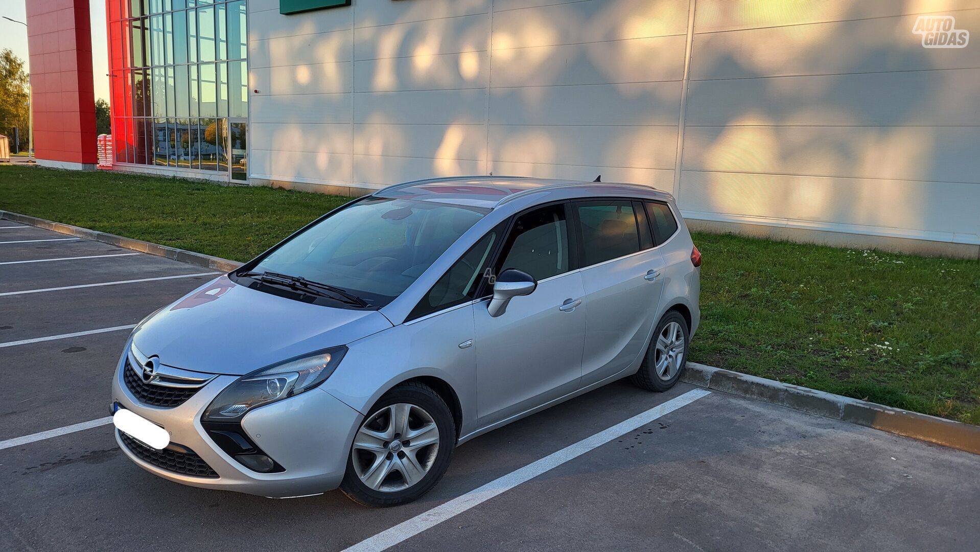 Opel Zafira 2012 m Vienatūris