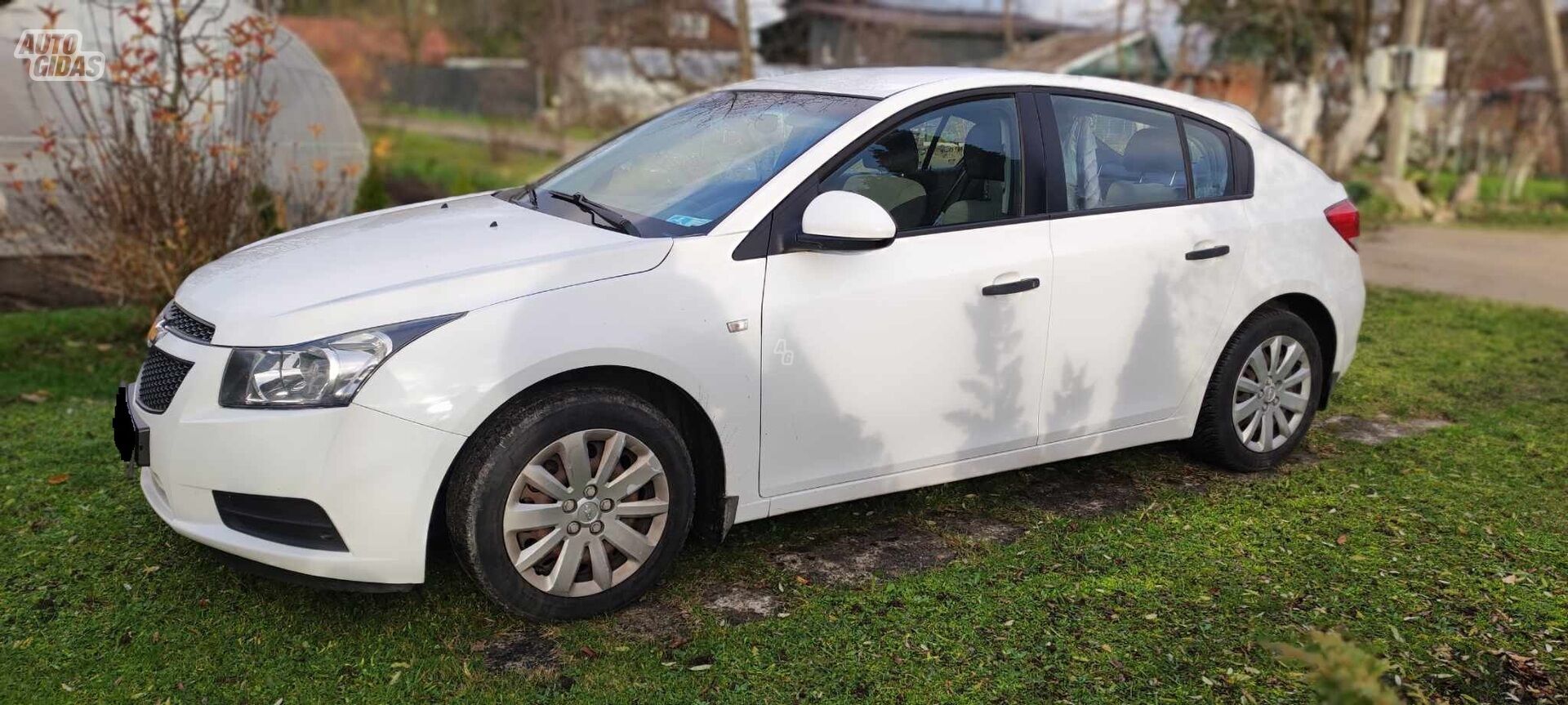 Chevrolet Cruze 2012 y Hatchback