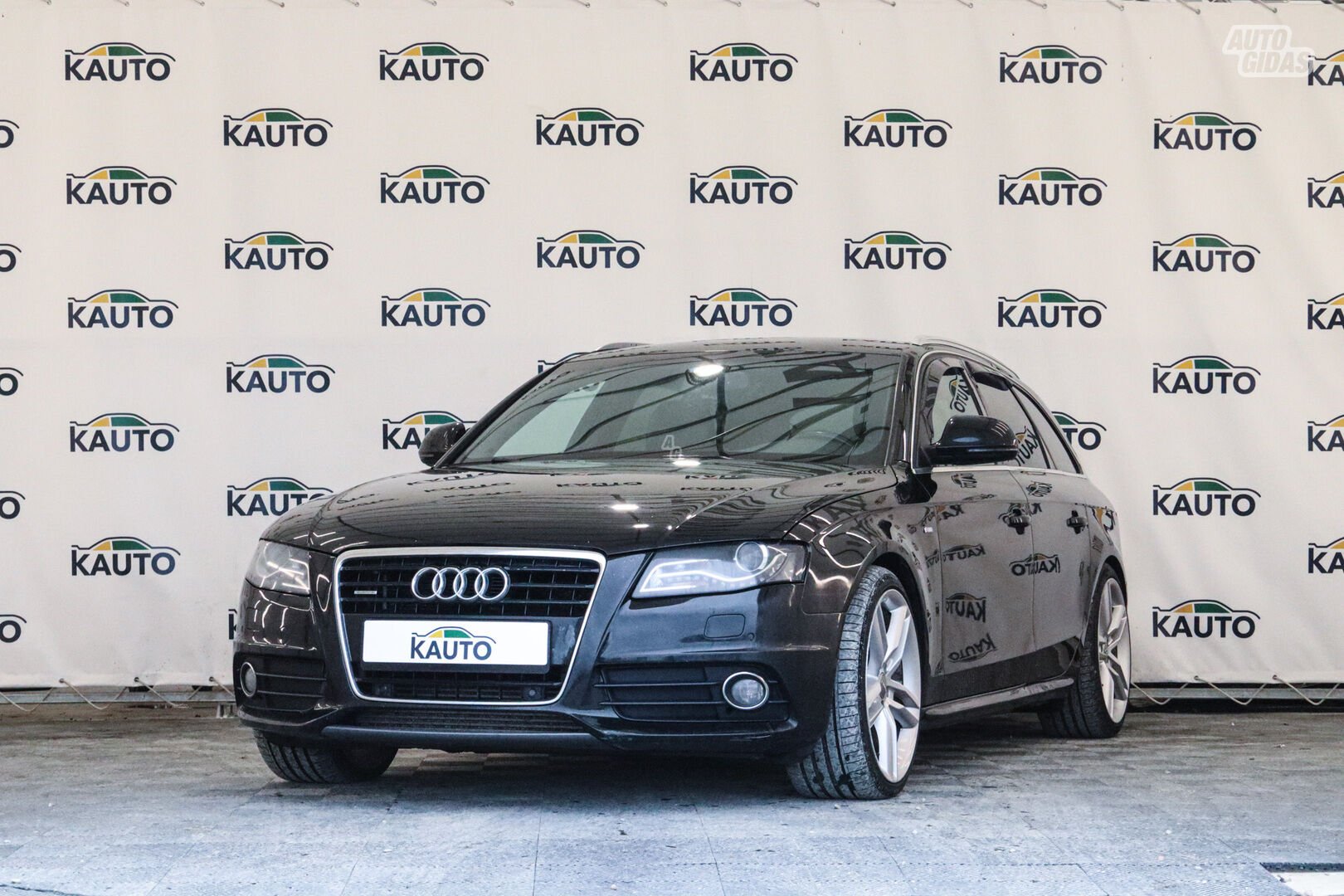 Audi A4 2008 m Universalas