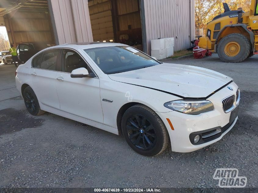 Bmw 528 F10 2015 г