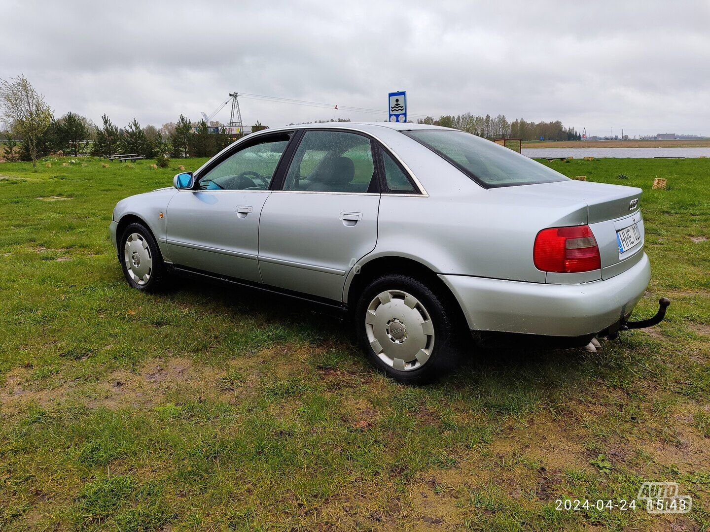 Audi A4 1999 г Седан