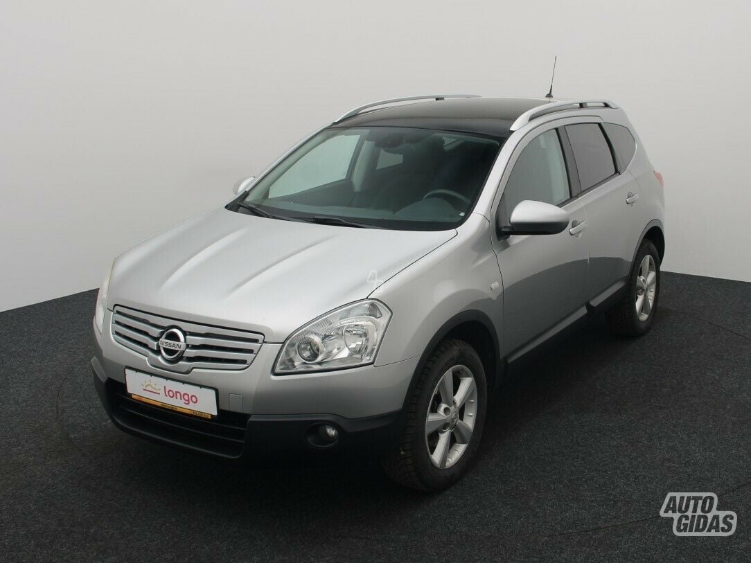 Nissan Qashqai+2 2009 y Off-road / Crossover