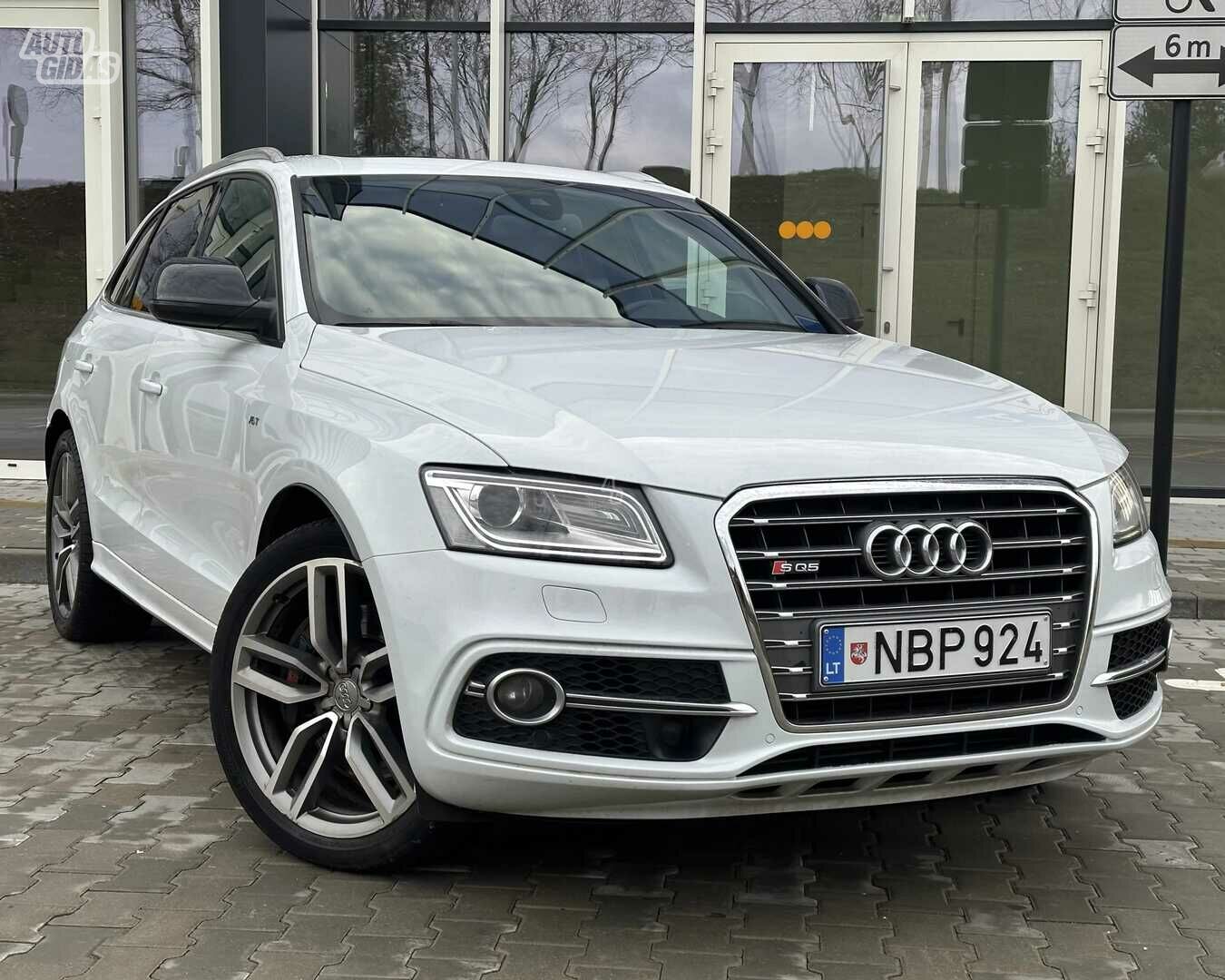 Audi SQ5 2013 г Внедорожник / Кроссовер