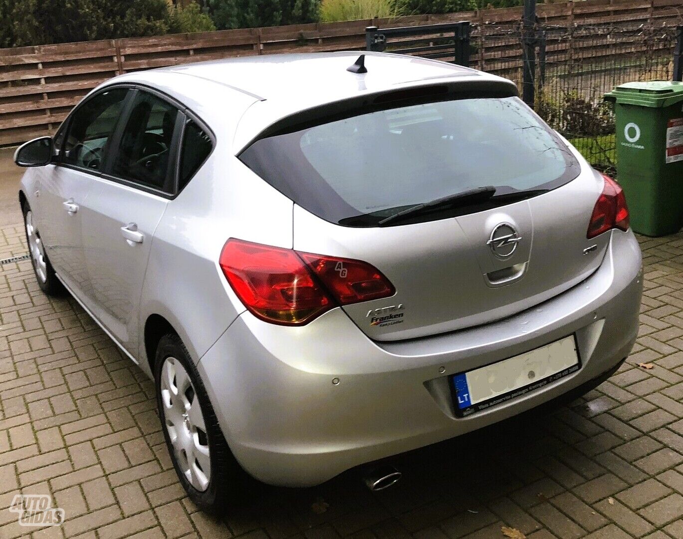 Opel Astra 2010 г Хэтчбек