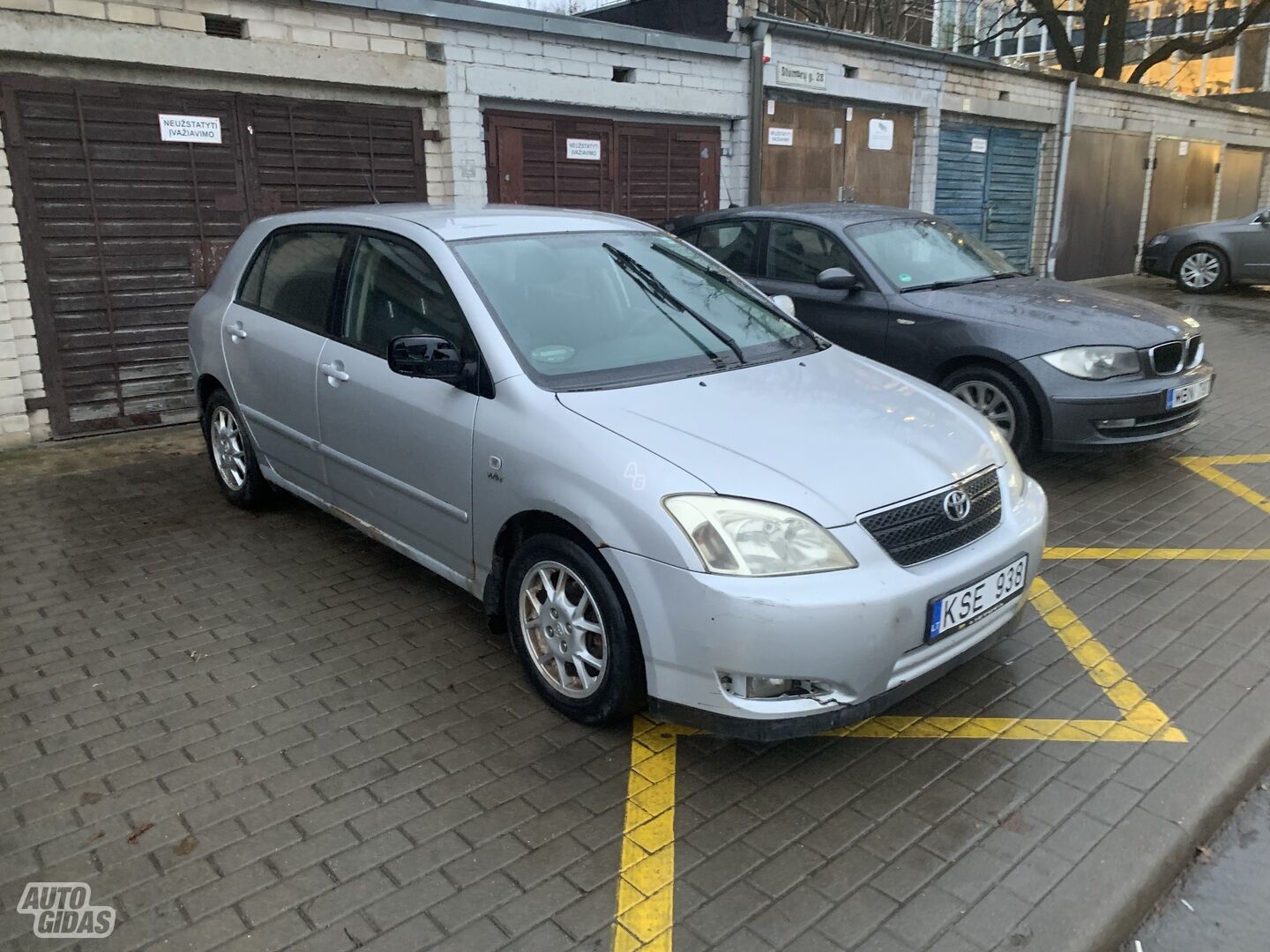 Toyota Corolla 2004 г Хэтчбек