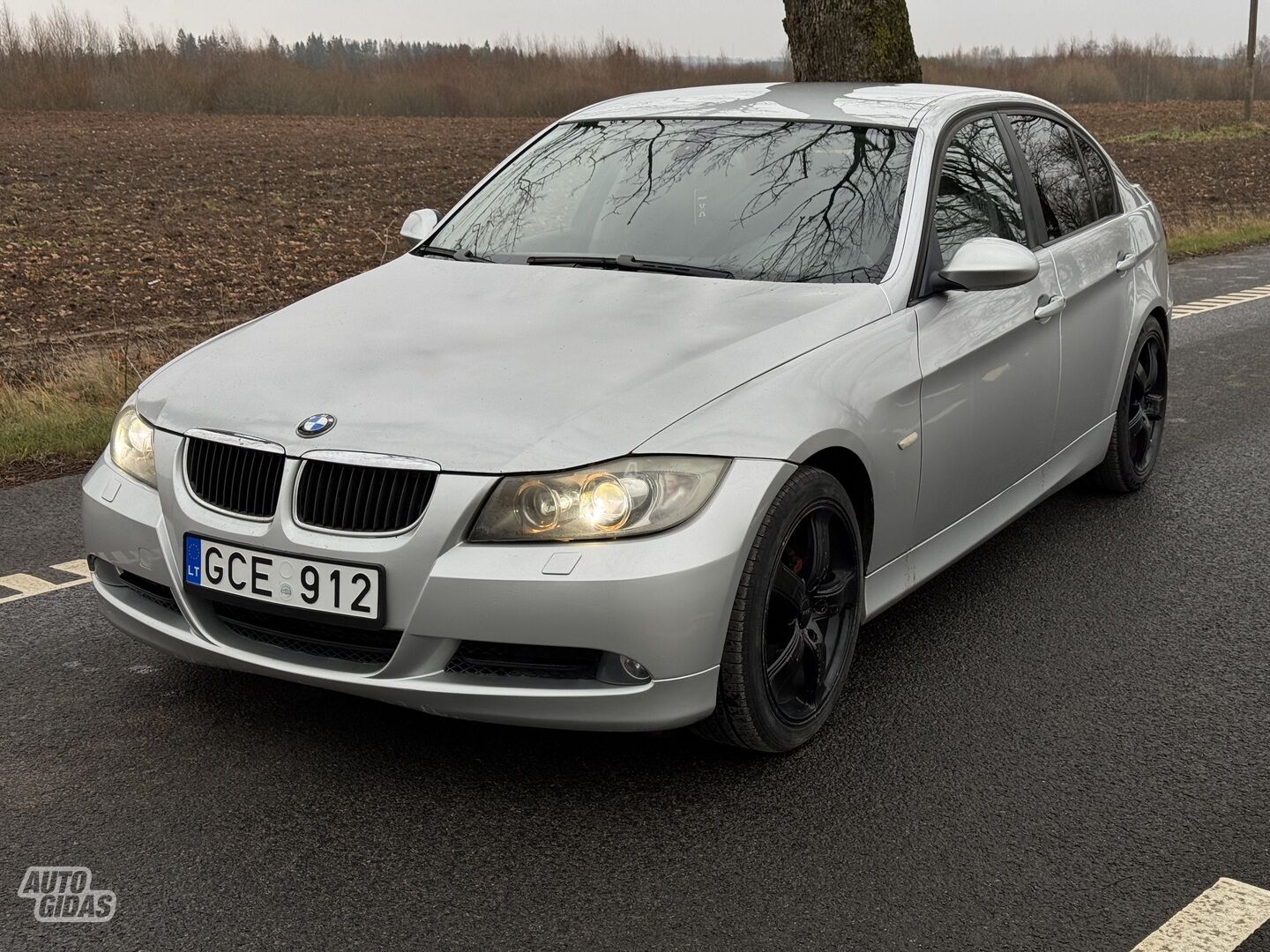 Bmw 320 2006 m Sedanas