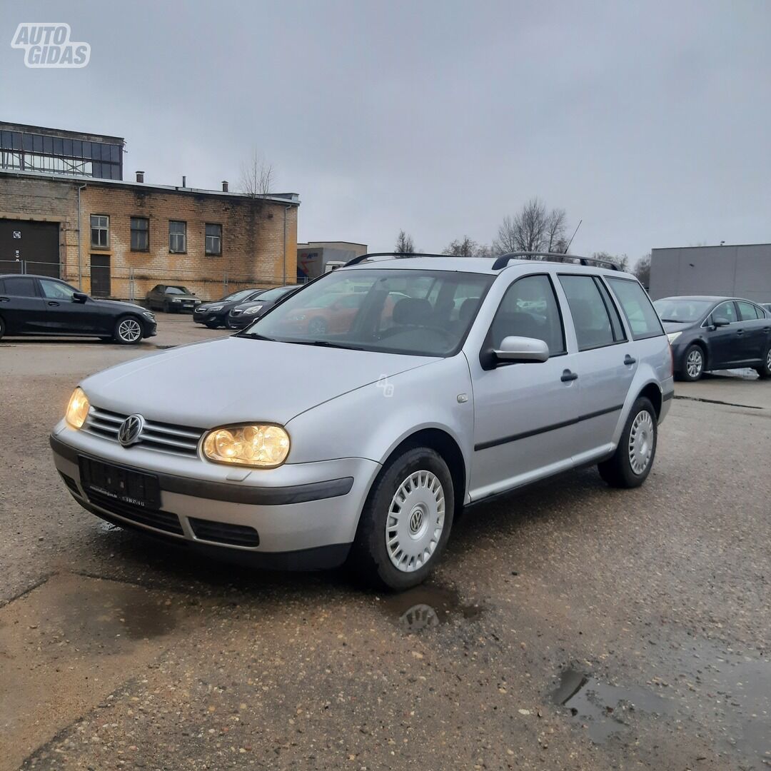 Volkswagen Golf 2002 г Универсал