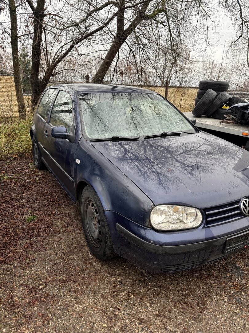 Volkswagen Golf IV Tdi 2000 г запчясти