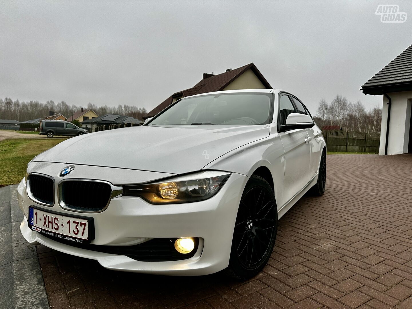 Bmw 320 2013 m Sedanas