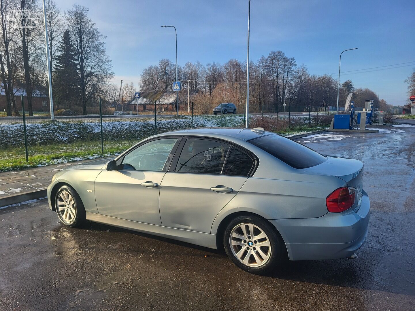 Bmw 320 E90 2007 г