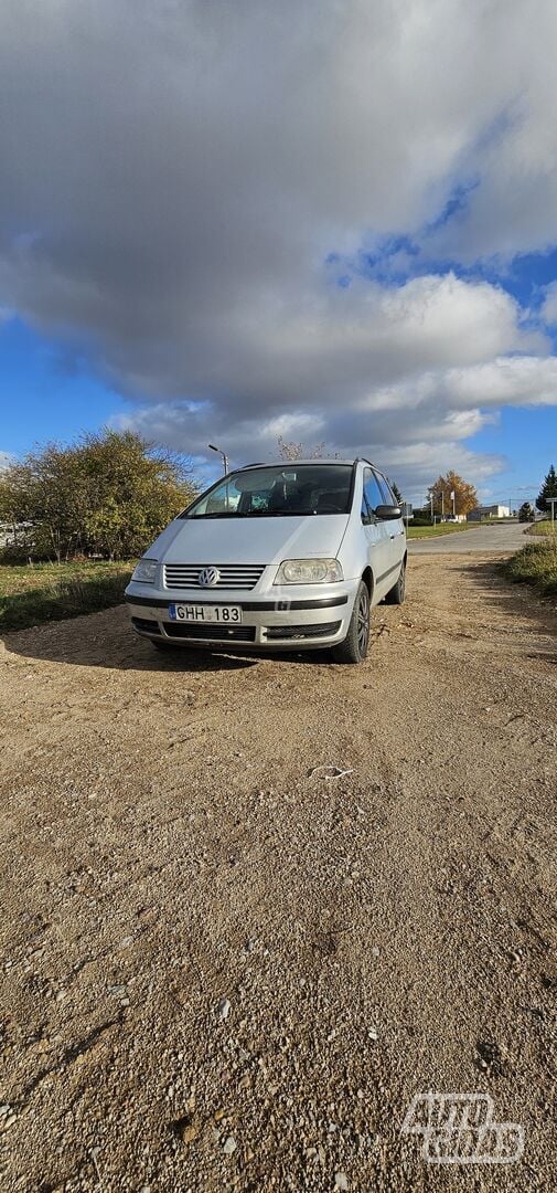 Volkswagen Sharan 2002 y Hatchback