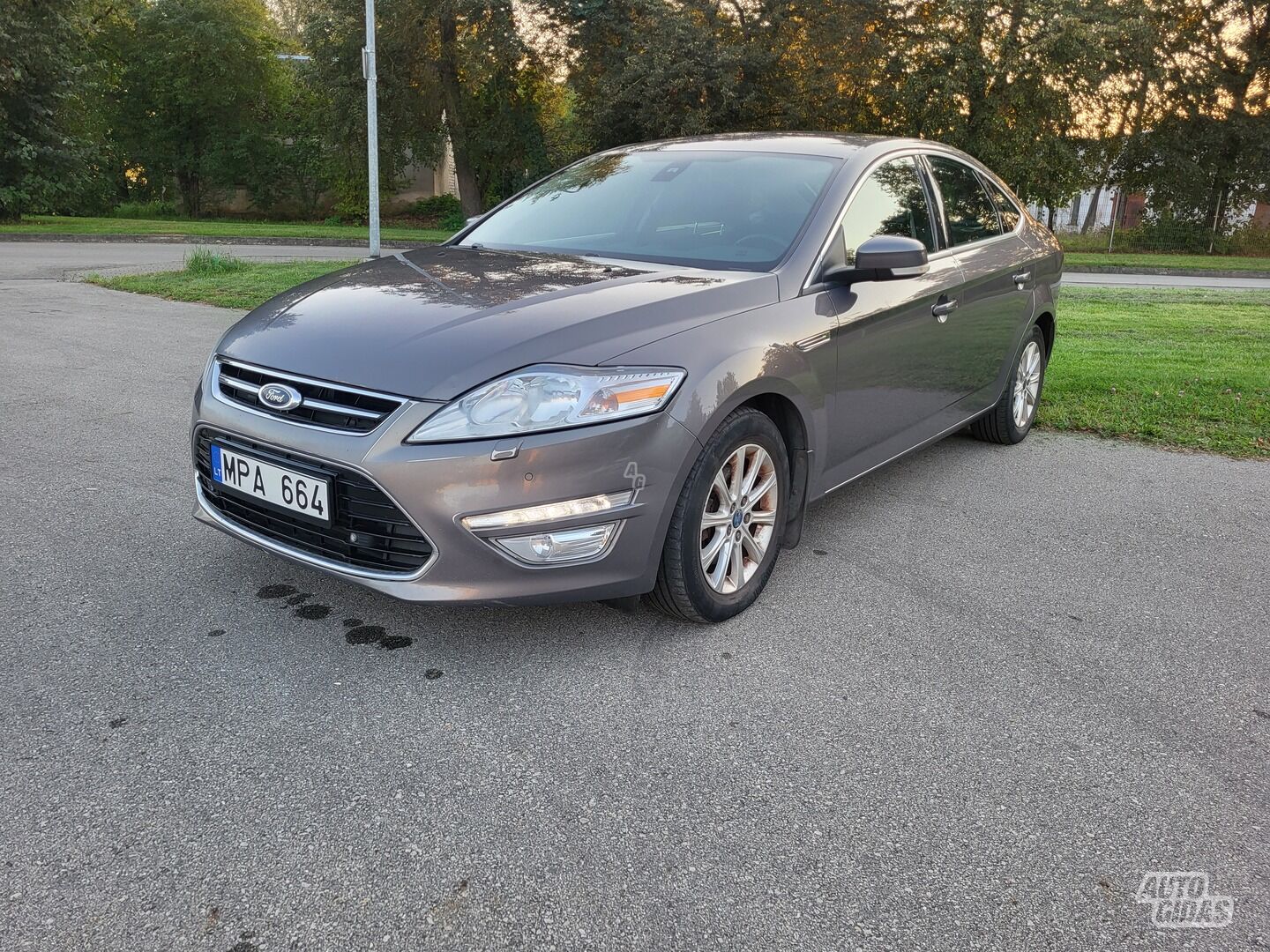 Ford Mondeo 2011 г Хэтчбек