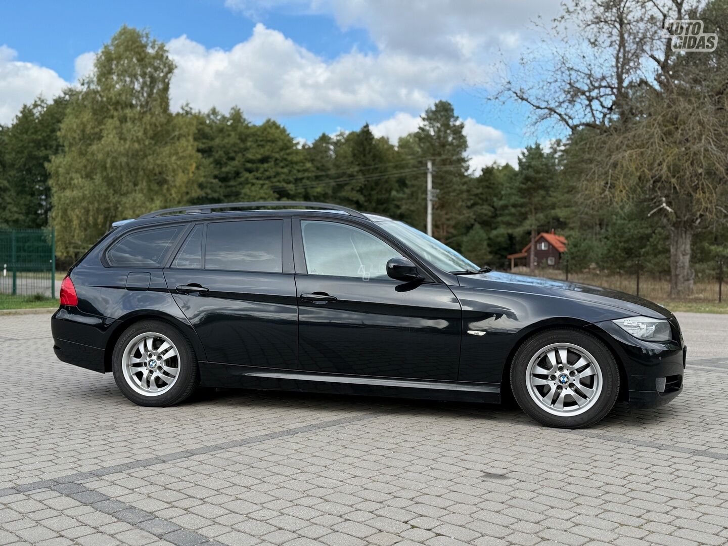 Bmw 320 2009 m Universalas