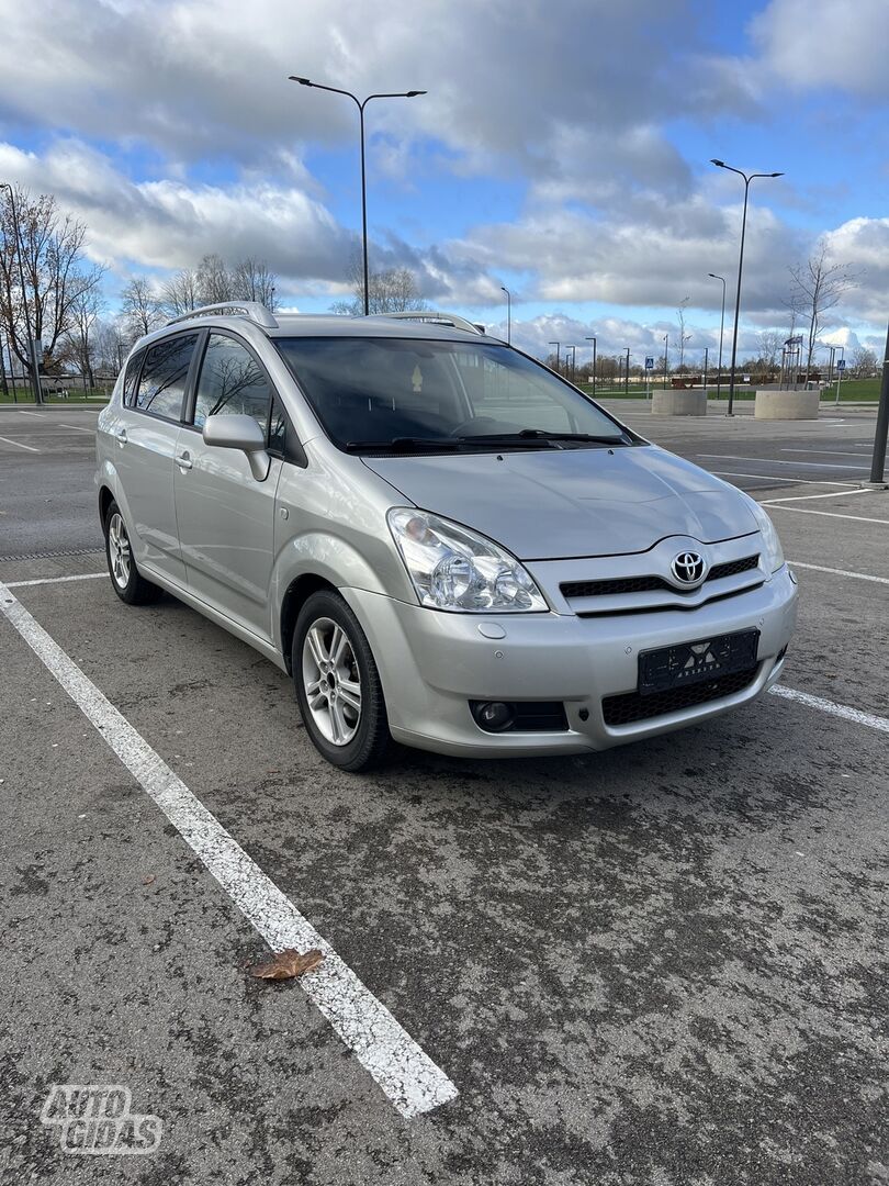 Toyota Corolla Verso 2007 г Минивэн